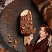 梦龙【王嘉尔推荐】和路雪 松露巧克力口味冰淇淋 65g*4支 雪糕